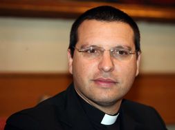 Incontro con don Luigi Merola